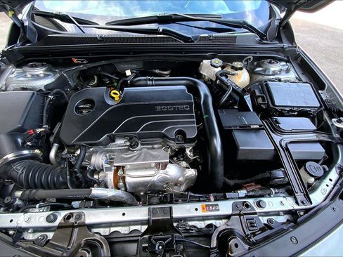 Used 2024 Chevrolet Malibu LT image 10