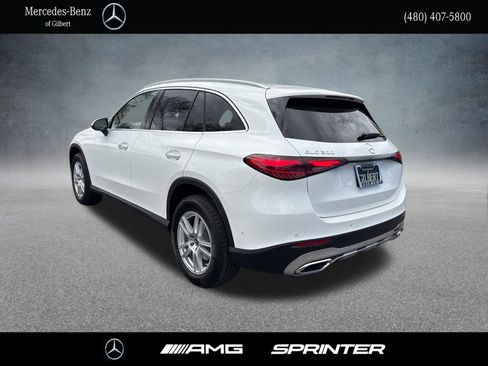 Used 2025 Mercedes-Benz GLC 300 image 3