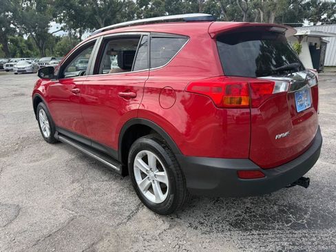 Used 2013 Toyota RAV4 XLE FWD image 6