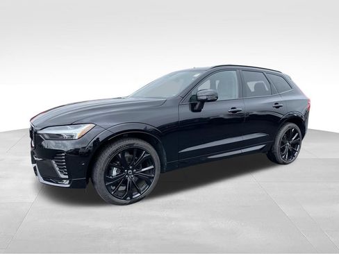 Used 2024 Volvo XC60 B5 Ultimate w/ Protection Package Premier AWD/4WD image 5