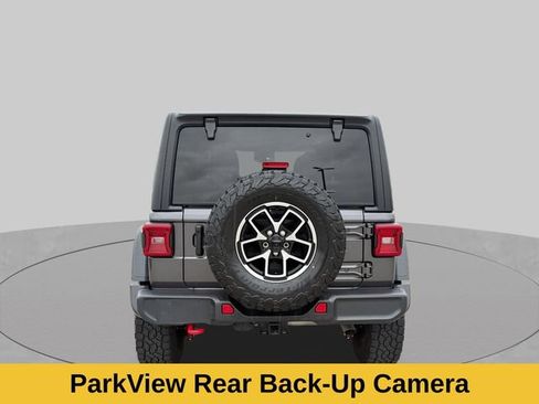 Used 2024 Jeep Wrangler Unlimited Rubicon AWD/4WD image 6