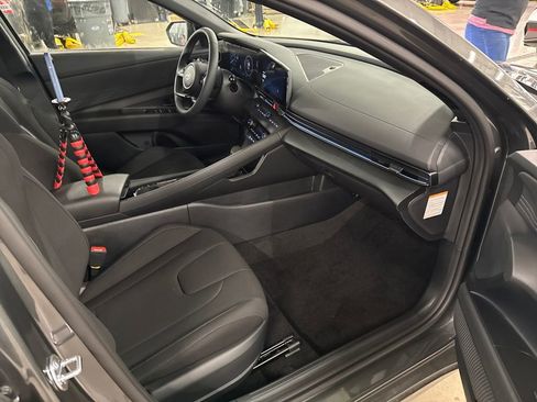 New 2026 Hyundai Elantra Sport FWD image 15