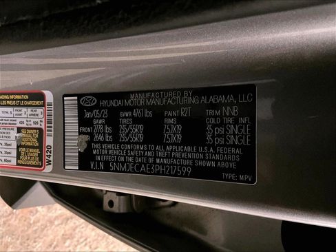 Used 2023 Hyundai Tucson Limited w/ Cargo Package AWD/4WD image 32