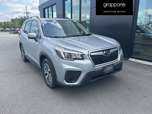 Used 2019 Subaru Forester Premium AWD/4WD image 1