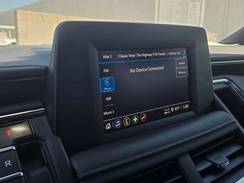 Used 2024 Chevrolet Tahoe LS AWD/4WD image 23