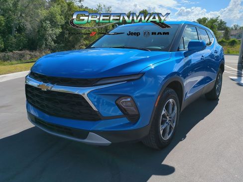 Used 2025 Chevrolet Blazer LT AWD/4WD image 8