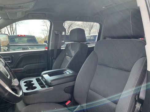 Used 2019 GMC Sierra 2500 SLE image 22
