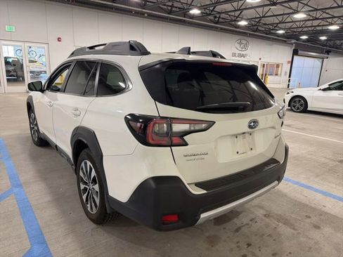 Used 2023 Subaru Outback Limited AWD/4WD image 3
