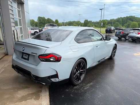 Used 2024 BMW M240i Coupe RWD image 3