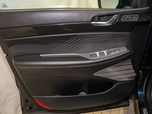 Used 2024 Hyundai Palisade Calligraphy image 13