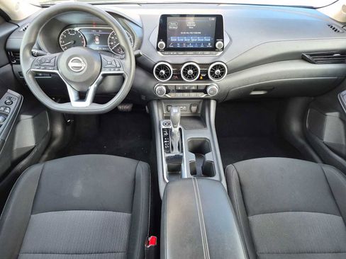 Used 2025 Nissan Sentra SV FWD image 14