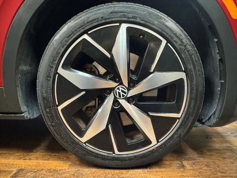 Used 2023 Volkswagen ID.4 Pro image 23
