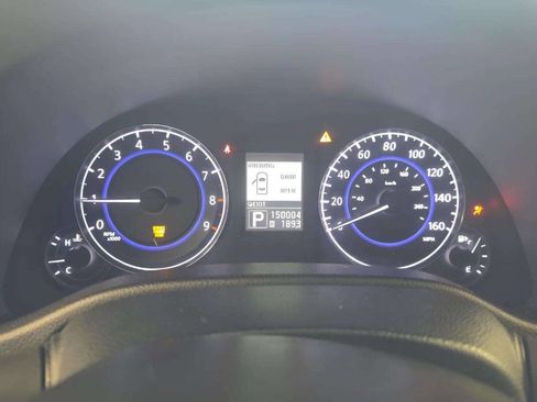 Used 2011 INFINITI G25 x w/ Moonroof Pkg image 10