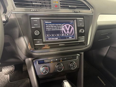 Used 2018 Volkswagen Tiguan S w/ 3rd Row Seat Package AWD/4WD image 16