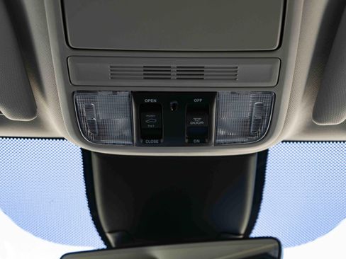 Used 2025 Honda Odyssey EX-L image 36