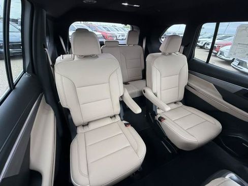 New 2026 Buick Enclave Preferred FWD image 33