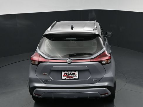 Used 2024 Nissan Kicks SR w/ SR Premium Package FWD image 31