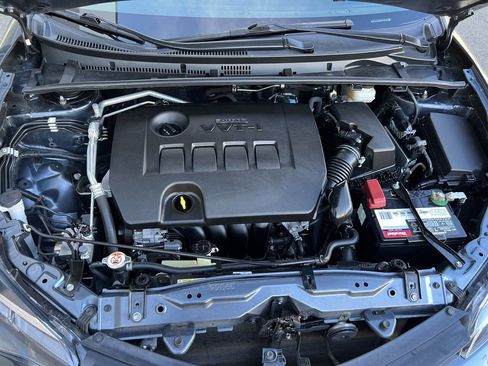 Used 2019 Toyota Corolla LE w/ LE Premium Package image 18