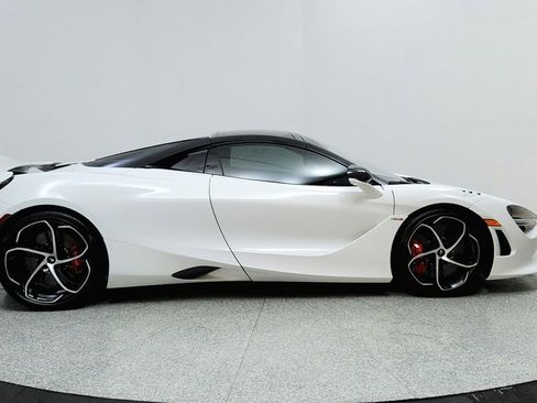 Used 2024 McLaren 750S Spider image 6