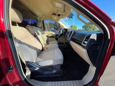 Used 2015 Ford F150 XLT image 18