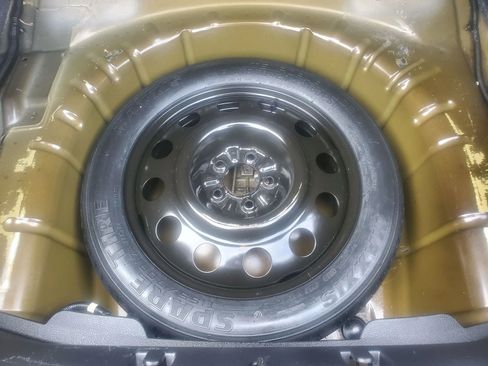 Used 2009 Ford Mustang Deluxe Convertible 2D image 36