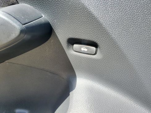 Used 2023 Honda Civic Sport image 28