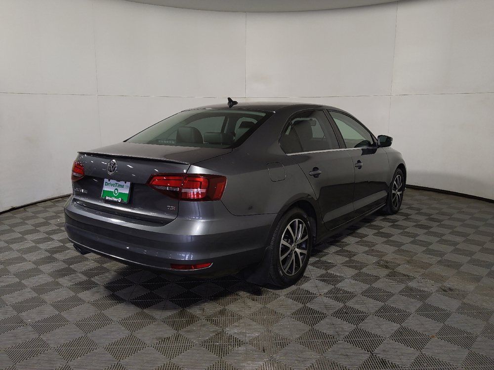 Used 2017 Volkswagen Jetta SE FWD image 9
