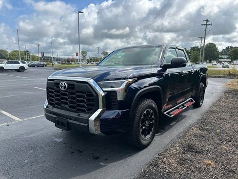 Used 2024 Toyota Tundra SR5 w/ TRD Off-Road Premium Package AWD/4WD image 4