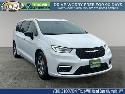 Used 2024 Chrysler Pacifica Limited