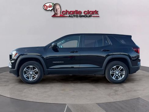 Used 2026 GMC Terrain Elevation AWD/4WD image 2