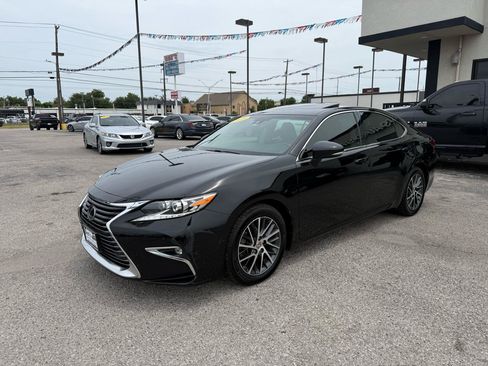 Used 2018 Lexus ES 350 w/ Luxury Package w/Wood Trim FWD image 2