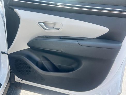Used 2022 Hyundai Tucson SEL FWD image 16