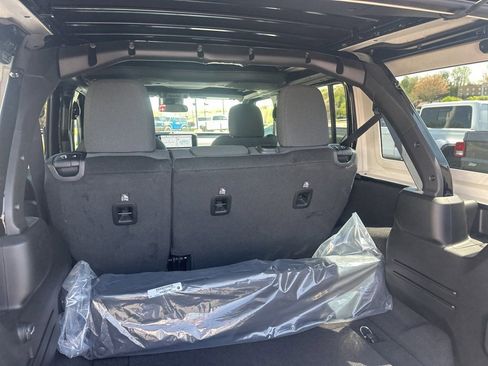 New 2025 Jeep Wrangler Sahara w/ Safety Group image 22