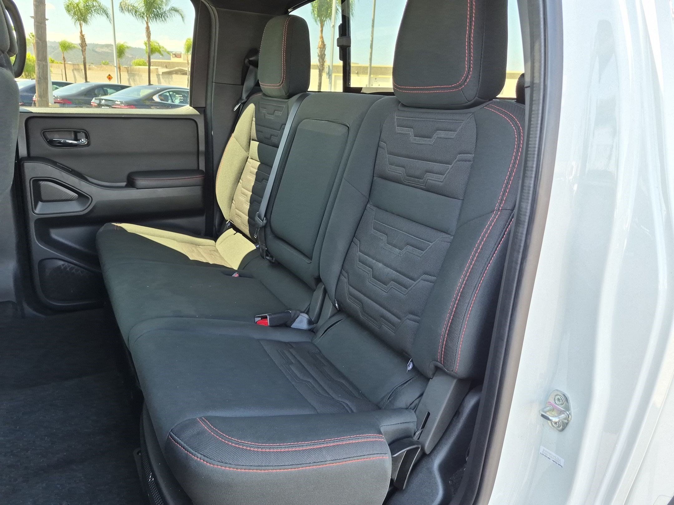 Used 2023 Nissan Frontier Pro-X w/ Pro Convenience Package RWD image 30