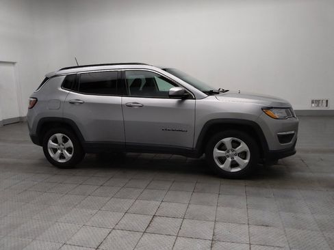 Used 2021 Jeep Compass Latitude FWD image 11