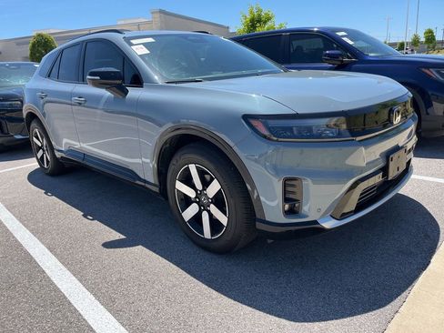 Used 2024 Honda Prologue Touring image 2