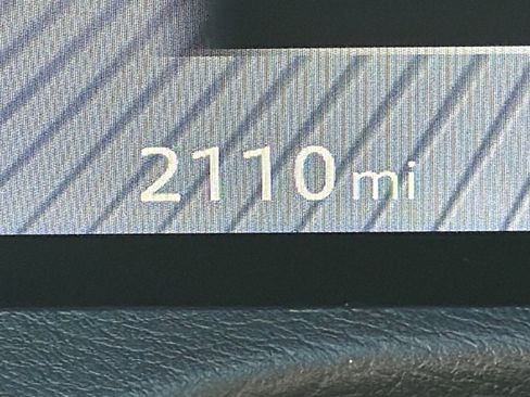 Used 2025 Nissan Armada PRO-4X w/ Pro-4X Premium Package image 29