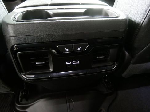 Used 2022 GMC Sierra 1500 AT4 w/ Technology Package image 21