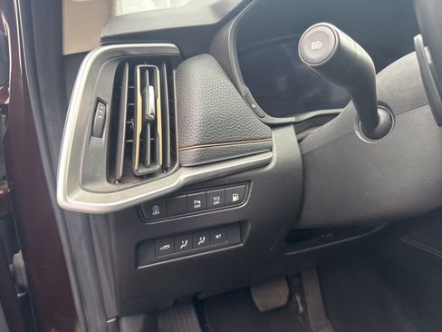 Used 2024 MAZDA CX-90 Plug-In Hybrid w/ Premium Pkg image 8