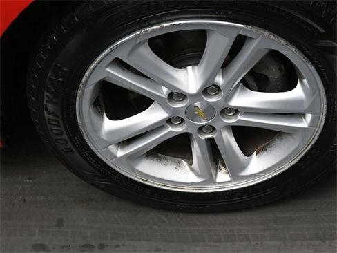 Used 2018 Chevrolet Cruze LT image 23