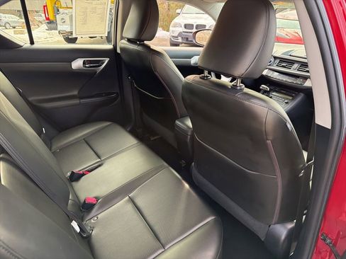 Used 2012 Lexus CT 200h image 11
