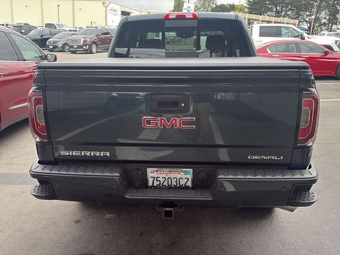 Used 2017 GMC Sierra 1500 Denali AWD/4WD image 5