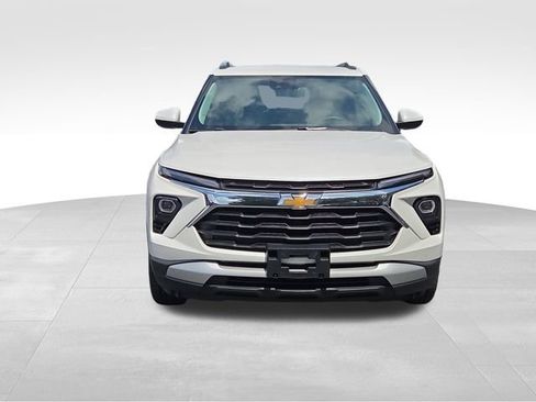 Certified 2024 Chevrolet TrailBlazer LT w/ LT Cold Weather Package AWD/4WD image 8