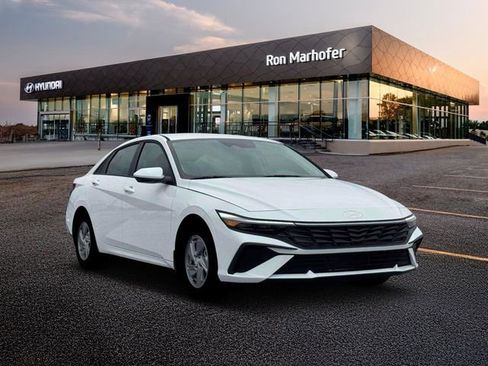 New 2026 Hyundai Elantra SE FWD image 11