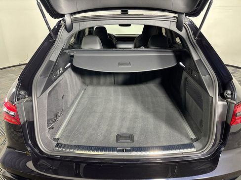 Used 2024 Audi RS 6 performance w/ Black Optic Package image 22