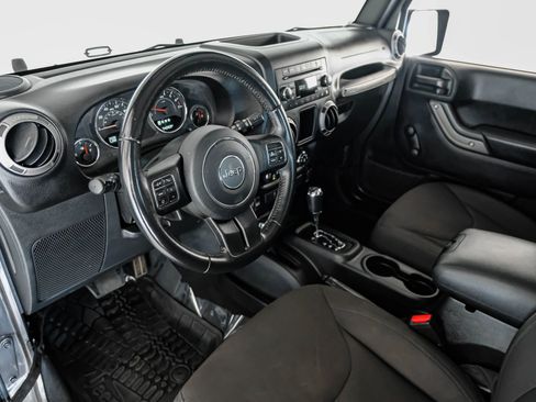 Used 2016 Jeep Wrangler Sport image 2
