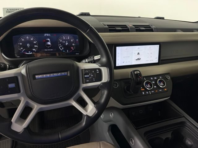 Used 2020 Land Rover Defender 110 HSE AWD/4WD image 24