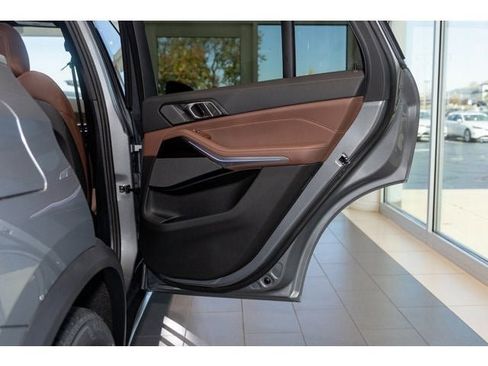 New 2026 BMW X5 xDrive40i w/ Premium Package image 77