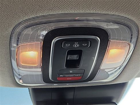 Certified 2023 Hyundai Elantra Limited image 19