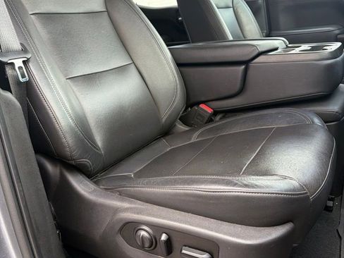 Used 2020 GMC Sierra 1500 SLT w/ Driver Alert Package I AWD/4WD image 9
